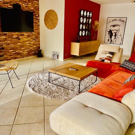 بيت للعطل Si- Independante 3 Avec Piscine Et Magnifique Vue En Plein Centre De *