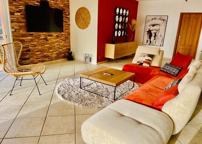 Casa vacanze Sì- Indépendante 3 Avec Piscine Et Magnifique Vue En Plein Centre De *