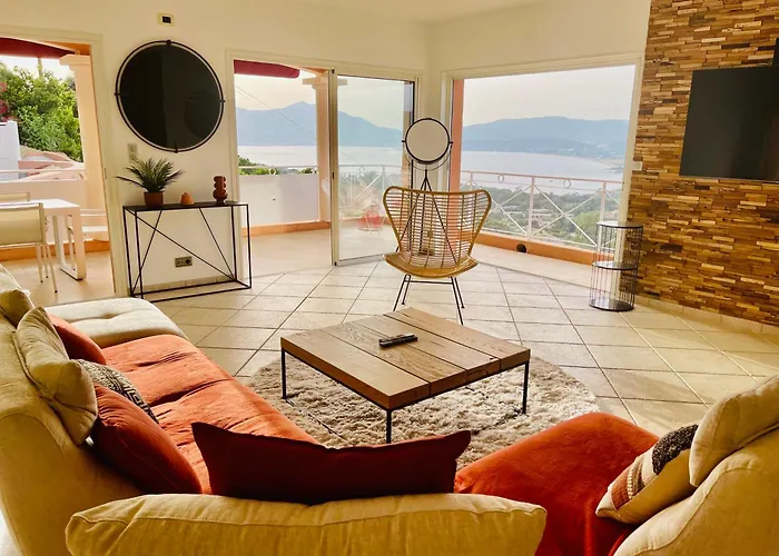 Sì- Indépendante 3 Avec Piscine Et Magnifique Vue En Plein Centre De
