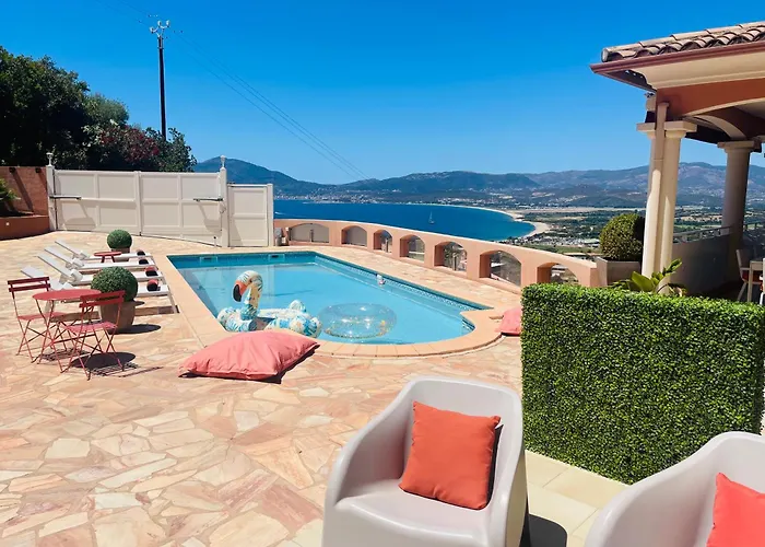 Hébergement de vacances Sì- Indépendante 3 Avec Piscine Et Magnifique Vue En Plein Centre De Porticcio (Corsica)